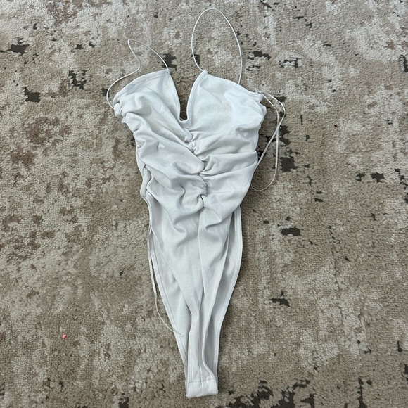 Zara White Bodysuit Size Medium - Picture 1 of 3